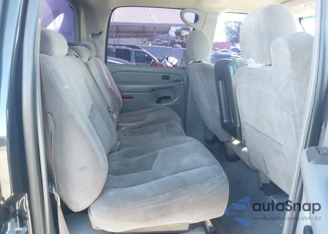 2005 Chevrolet Avalanche 1500 Ls из США, поврежденный, VIN 3GNEC12Z15G166147